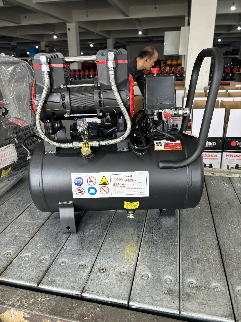 gen-h-z7163448098003_363ec1667123fb67e8b46bd8b7efba35